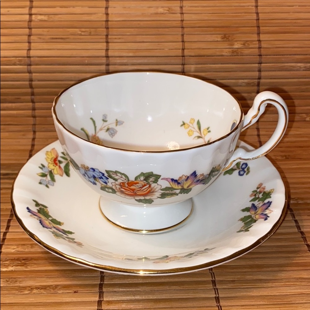 Aynsley Cottage Garden Scalloped Cup & Saucer